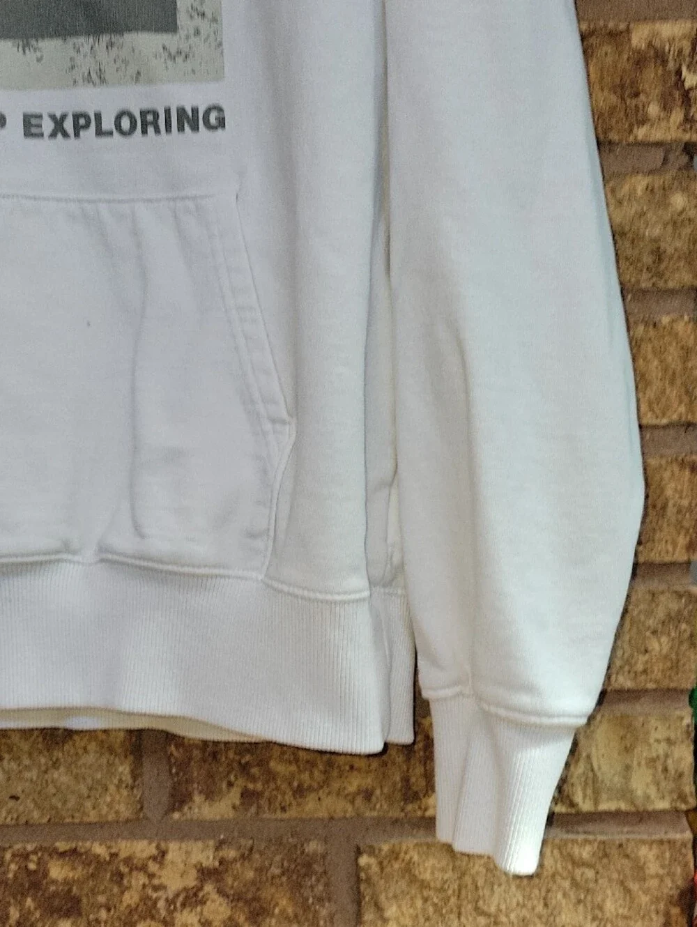 The North Face White Hoodie Never Stop Exploring Size Mens Medium Casual